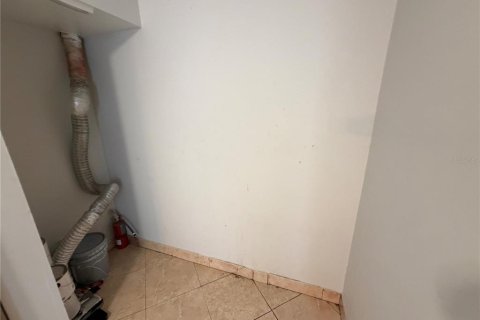Appartement à louer à Orlando, Floride: 2 chambres, 99.68 m2 № 2212397 - photo 11
