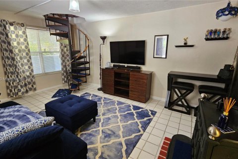 Copropriété à vendre à Miami, Floride: 1 chambre, 65.03 m2 № 1781950 - photo 3