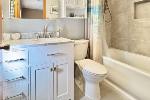 Casa en venta en Miami, Florida, 3 dormitorios, 115.11 m2 № 2066914 - foto 8