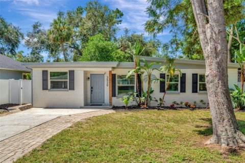 Casa en venta en Tampa, Florida, 3 dormitorios, 96.25 m2 № 1828581 - foto 1