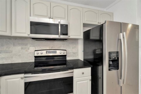 Casa en venta en Tampa, Florida, 3 dormitorios, 96.25 m2 № 1828581 - foto 16