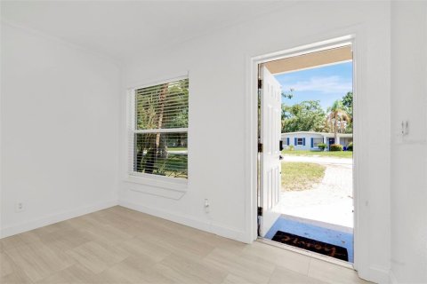 Casa en venta en Tampa, Florida, 3 dormitorios, 96.25 m2 № 1828581 - foto 5