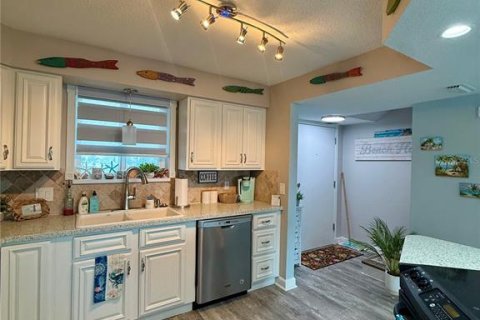 Copropriété à louer à Flagler Beach, Floride: 2 chambres, 111.58 m2 № 2384290 - photo 6