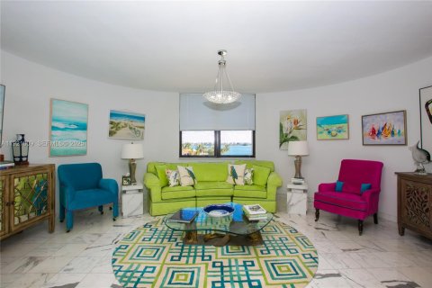 Condominio en venta en Miami, Florida, 2 dormitorios, 215.53 m2 № 1982033 - foto 5
