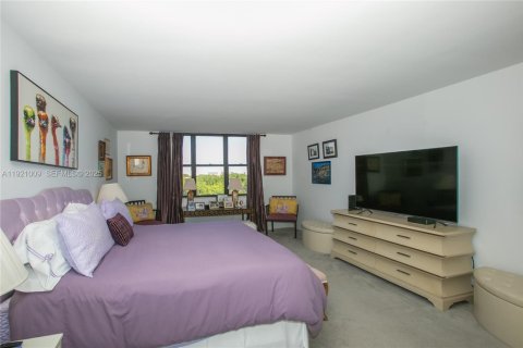 Condominio en venta en Miami, Florida, 2 dormitorios, 215.53 m2 № 1982033 - foto 14