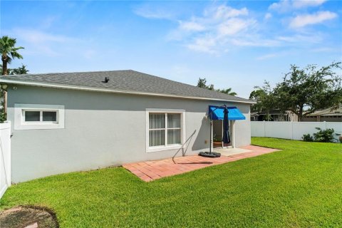 House in Winter Garden, Florida 3 bedrooms, 203.46 sq.m. № 1899223 - photo 26