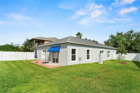 House in Winter Garden, Florida 3 bedrooms, 203.46 sq.m. № 1899223 - photo 25