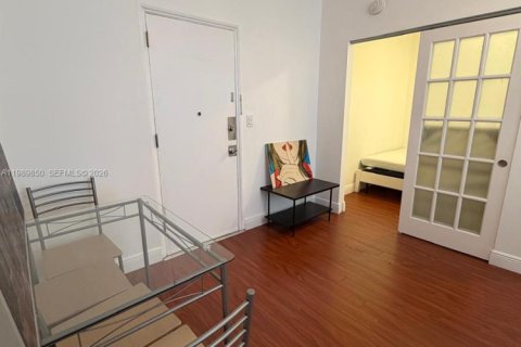 Купить кондоминиум в Майами-Бич, Флорида 1 спальня, 41.81м2, № 2058097 - фото 8