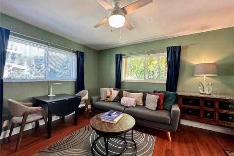 Appartement à Hollywood, Floride 1 chambre № 2357071