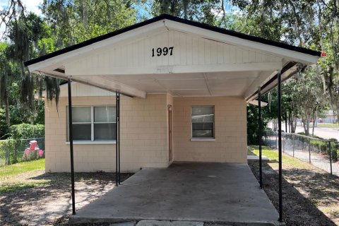 House in Winter Haven, Florida 3 bedrooms, 85.01 sq.m. № 2277317
