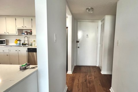 Copropriété à louer à Miami, Floride: 1 chambre, 79.15 m2 № 1987258 - photo 5