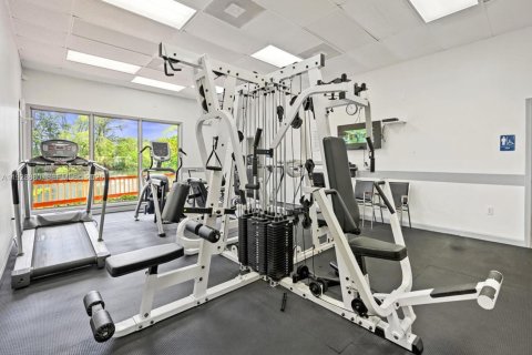 Copropriété à louer à Miami, Floride: 1 chambre, 79.15 m2 № 1987258 - photo 18