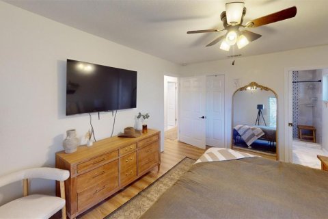 House in Lakeland, Florida 3 bedrooms, 123.75 sq.m. № 1527537 - photo 9