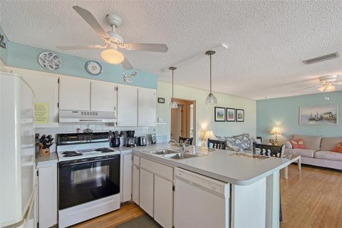 Propiedad comercial en venta en Englewood, Florida, 4 dormitorios, 154.59 m2 № 1770153 - foto 11
