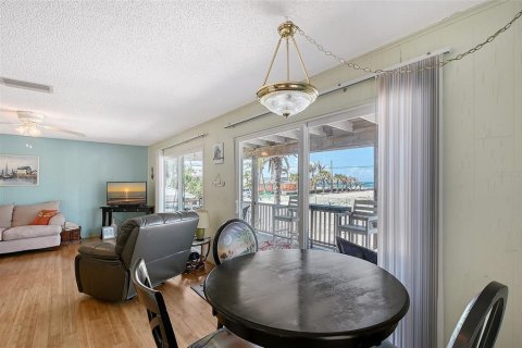 Propiedad comercial en venta en Englewood, Florida, 4 dormitorios, 154.59 m2 № 1770153 - foto 12