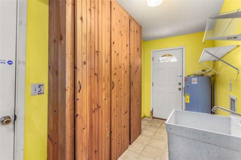 House in Lake Wales, Florida 3 bedrooms, 135.17 sq.m. № 1747616 - photo 21