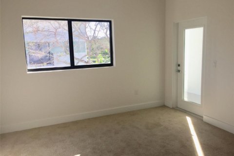 Touwnhouse à louer à Plantation, Floride: 2 chambres, 141.21 m2 № 2402370 - photo 8