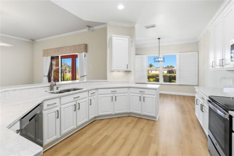 Villa ou maison à vendre à Kissimmee, Floride: 3 chambres, 239.69 m2 № 2389300 - photo 18