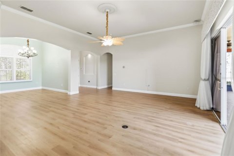 Villa ou maison à vendre à Kissimmee, Floride: 3 chambres, 239.69 m2 № 2389300 - photo 12