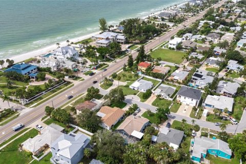 Casa en venta en Belleair Beach, Florida, 3 dormitorios, 181.35 m2 № 1912520 - foto 7