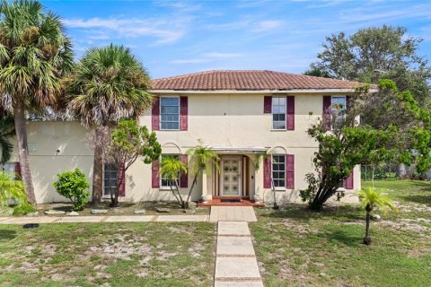 Casa en venta en Belleair Beach, Florida, 3 dormitorios, 181.35 m2 № 1912520 - foto 16