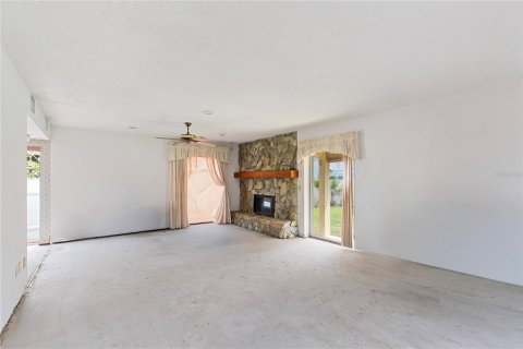 Casa en venta en Belleair Beach, Florida, 3 dormitorios, 181.35 m2 № 1912520 - foto 29