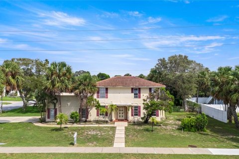 Casa en venta en Belleair Beach, Florida, 3 dormitorios, 181.35 m2 № 1912520 - foto 14