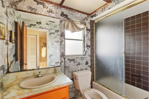 Casa en venta en Belleair Beach, Florida, 3 dormitorios, 181.35 m2 № 1912520 - foto 24