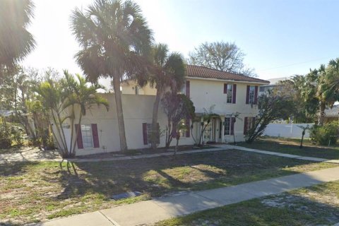 Casa en venta en Belleair Beach, Florida, 3 dormitorios, 181.35 m2 № 1912520 - foto 1
