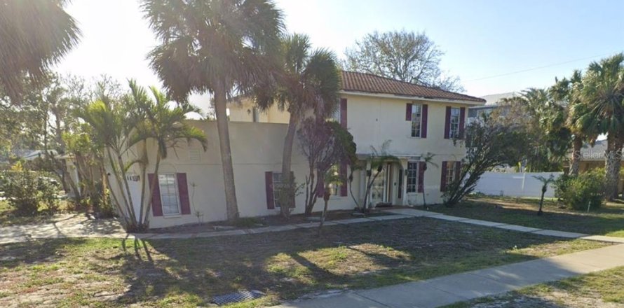 Villa ou maison à Belleair Beach, Floride 3 chambres, 181.35 m2 № 1912520