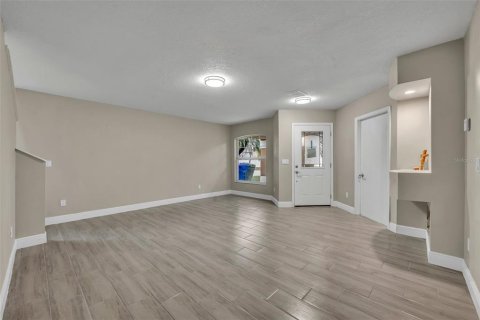 Casa en venta en Kissimmee, Florida, 4 dormitorios, 148.18 m2 № 1751413 - foto 5