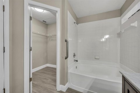 Casa en venta en Kissimmee, Florida, 4 dormitorios, 148.18 m2 № 1751413 - foto 18