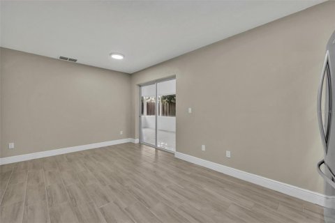 Casa en venta en Kissimmee, Florida, 4 dormitorios, 148.18 m2 № 1751413 - foto 14