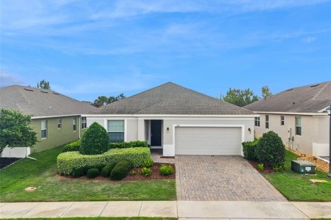 Casa en Clermont, Florida 4 dormitorios, 171.5 m2 № 2121011