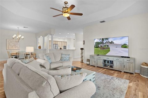 Villa ou maison à vendre à The Villages, Floride: 3 chambres, 252.97 m2 № 1912002 - photo 18