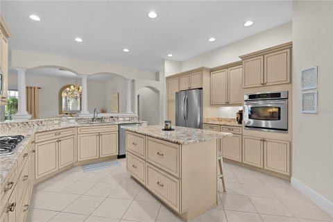 Casa en venta en The Villages, Florida, 3 dormitorios, 252.97 m2 № 1912002 - foto 8