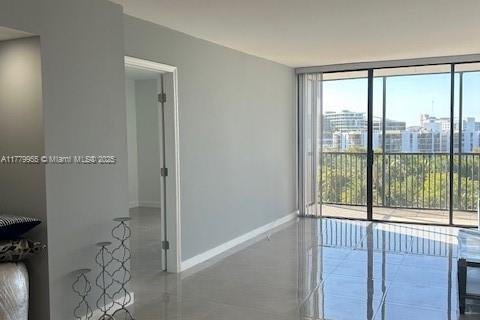 Copropriété à vendre à Aventura, Floride: 2 chambres, 115.01 m2 № 1958744 - photo 4