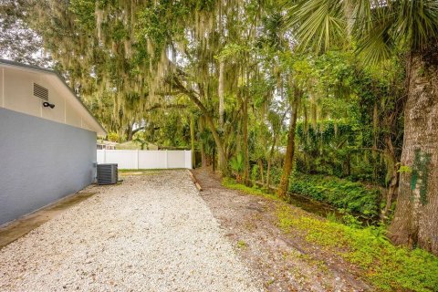 House in Edgewater, Florida 3 bedrooms, 96.43 sq.m. № 2408411 - photo 5