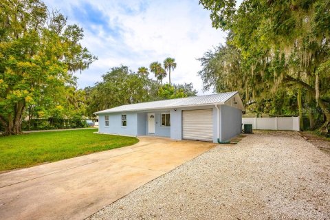 House in Edgewater, Florida 3 bedrooms, 96.43 sq.m. № 2408411 - photo 2