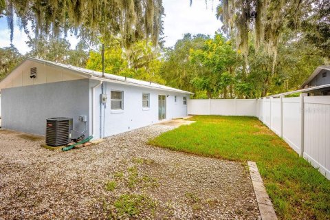House in Edgewater, Florida 3 bedrooms, 96.43 sq.m. № 2408411 - photo 3