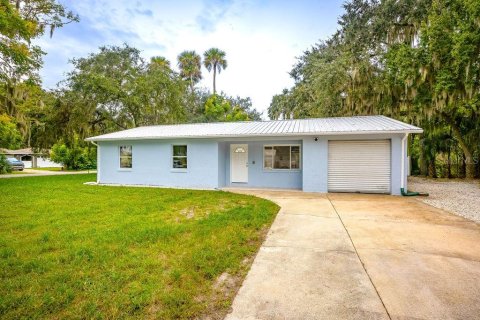 House in Edgewater, Florida 3 bedrooms, 96.43 sq.m. № 2408411