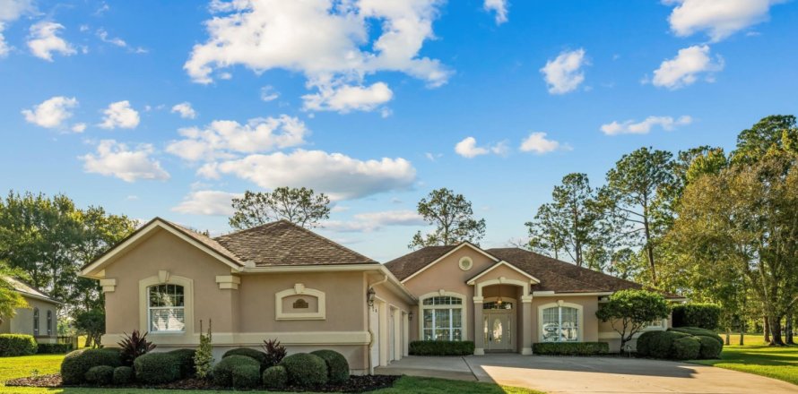 Villa ou maison à Green Cove Springs, Floride 4 chambres, 250.56 m2 № 822178