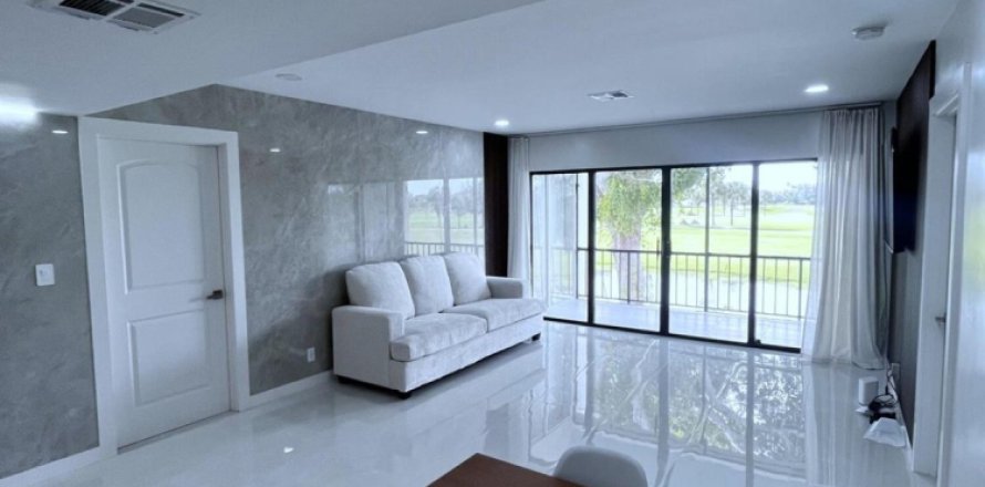 Condo in West Palm Beach, Florida, 2 bedrooms № 876453