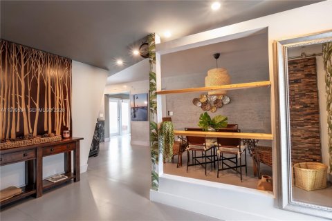 Villa ou maison à vendre à Hollywood, Floride: 3 chambres, 152.73 m2 № 1997457 - photo 4