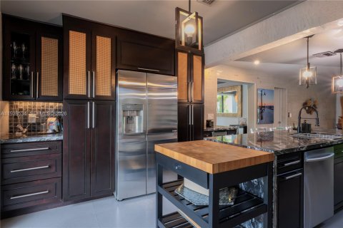 Villa ou maison à vendre à Hollywood, Floride: 3 chambres, 152.73 m2 № 1997457 - photo 8