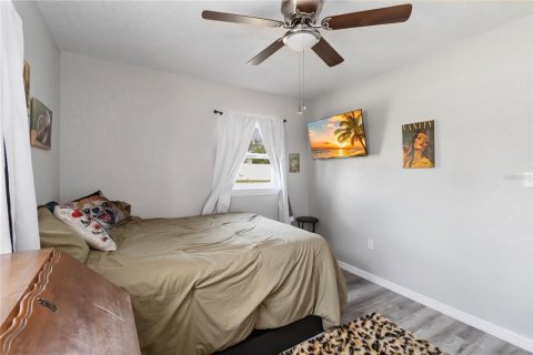 House in Auburndale, Florida 3 bedrooms, 80.27 sq.m. № 1893742 - photo 14