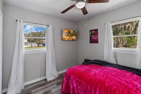 House in Auburndale, Florida 3 bedrooms, 80.27 sq.m. № 1893742 - photo 15