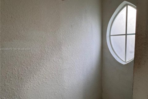 Townhouse in Homestead, Florida 3 bedrooms, 132.2 sq.m. № 1989096 - photo 6