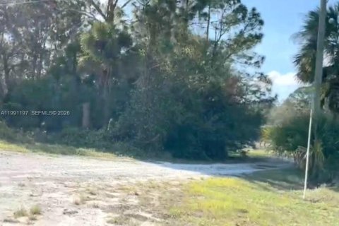 Propiedad comercial en venta en Clewiston, Florida № 2057457 - foto 4