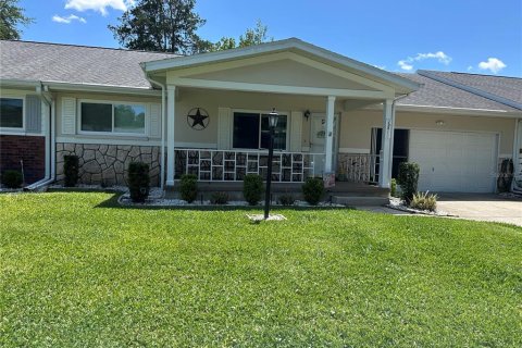 House in Ocala, Florida 3 bedrooms, 130.9 sq.m. № 1908915 - photo 1